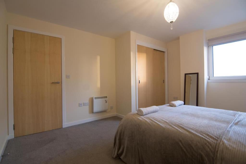 Executive 2 Bed 2 Bath - Free Parking Apartment Глазгоу Екстериор снимка